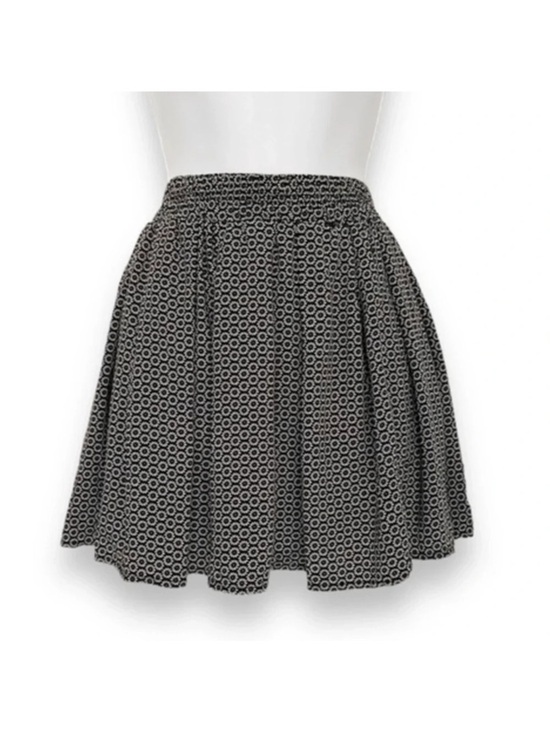 Brandy Melville Dresses & Skirts - Brandy Melville Floral Daisy Print Skater Skirt